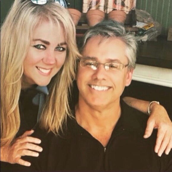 Meet your Posher, Whitney - Picture 4 of 5